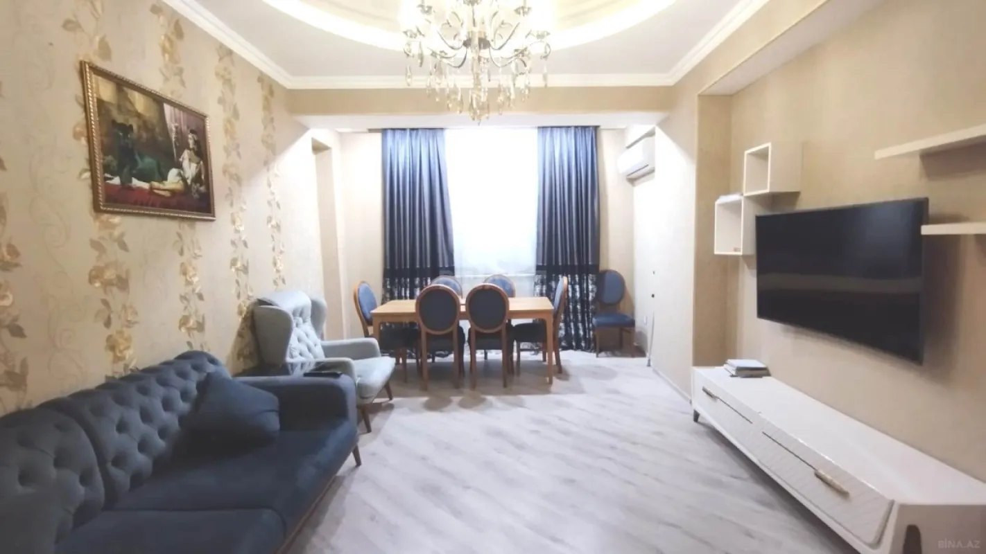 Satılır 3 otaqlı mənzil 110 m²