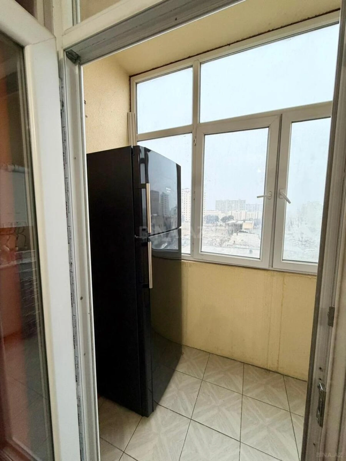 Satılır 3 otaqlı mənzil 110 m²