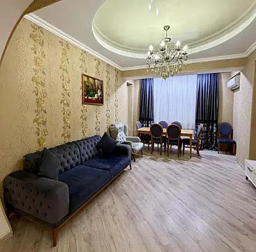 Satılır 3 otaqlı mənzil 110 m²