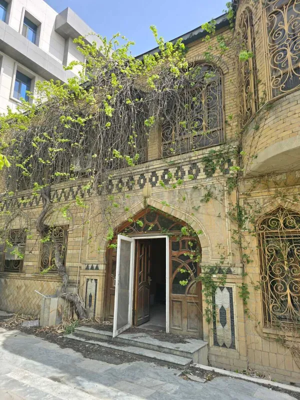 Satılır obyekt 455 m²