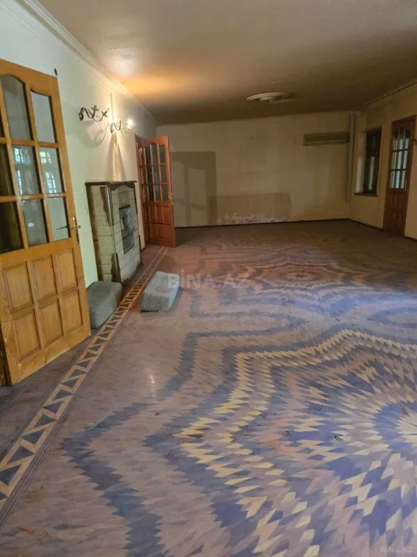 Satılır obyekt 455 m²