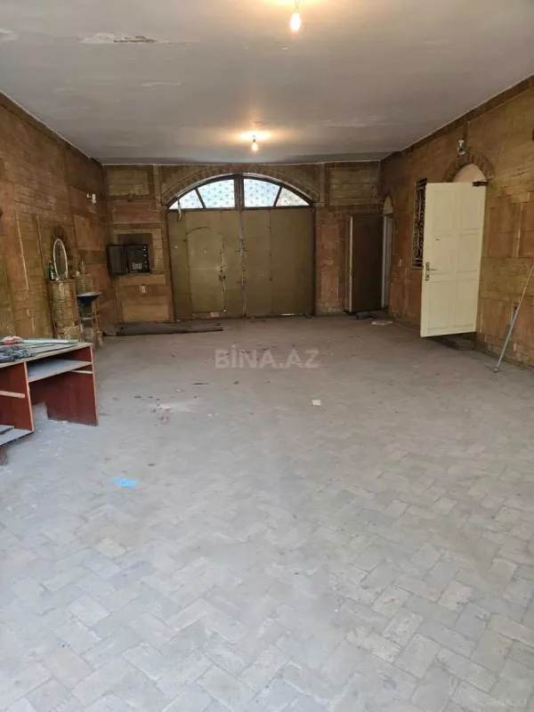 Satılır obyekt 455 m²