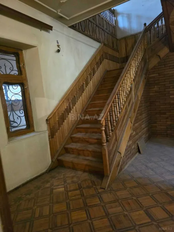 Satılır obyekt 455 m²