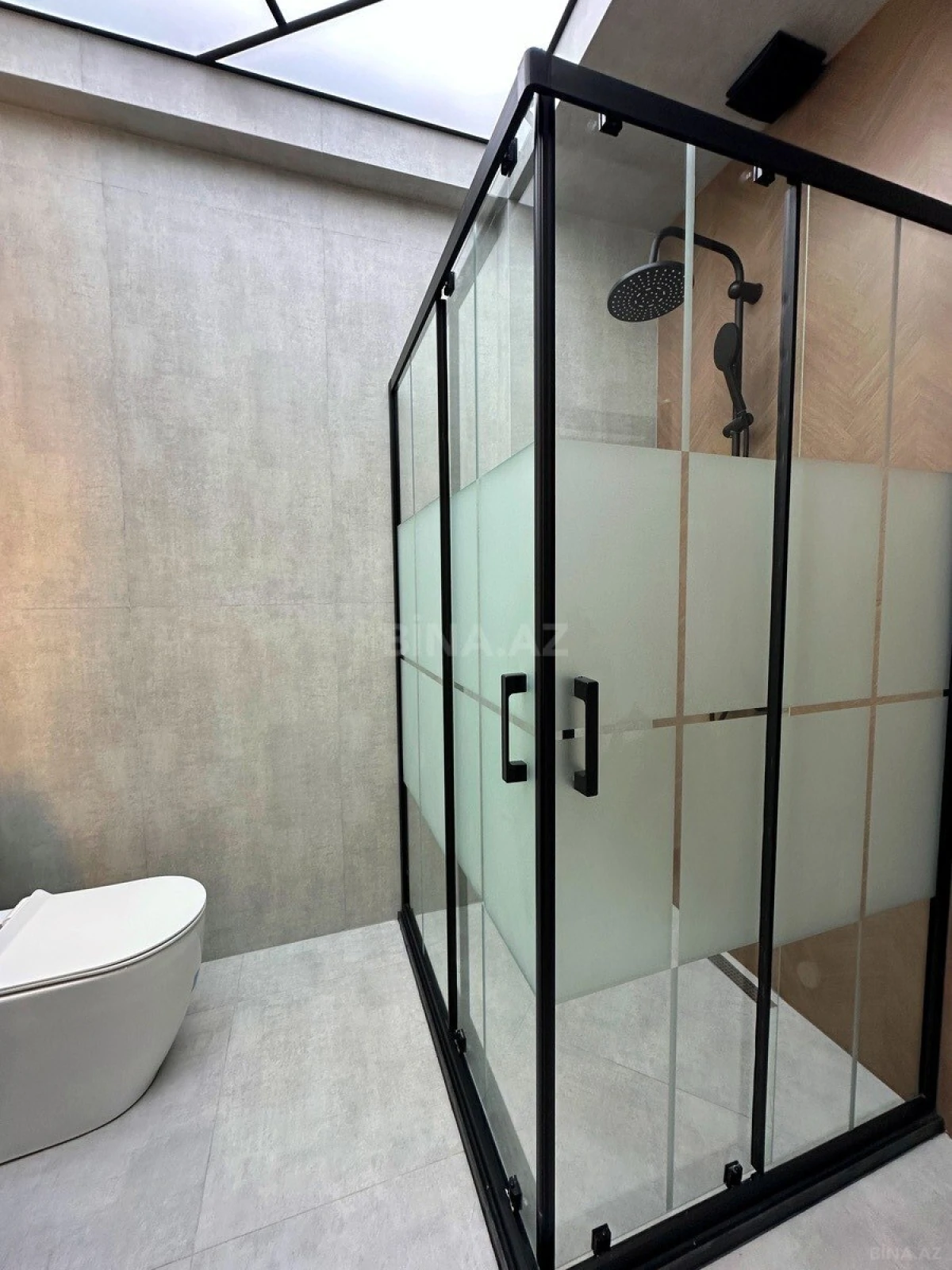 Satılır 2 otaqlı mənzil 55 m²