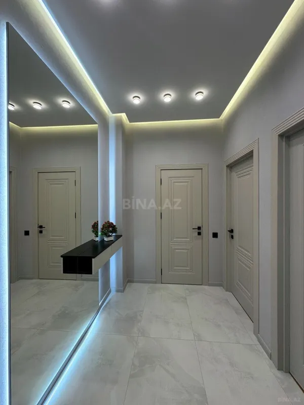 Satılır 2 otaqlı mənzil 55 m²