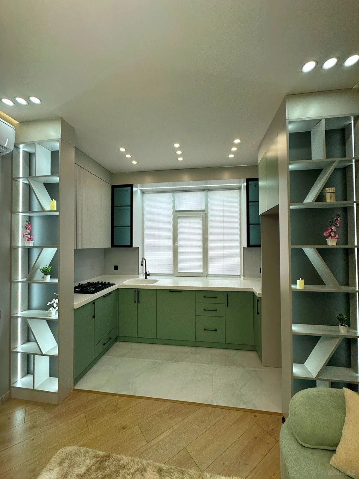 Satılır 2 otaqlı mənzil 55 m²