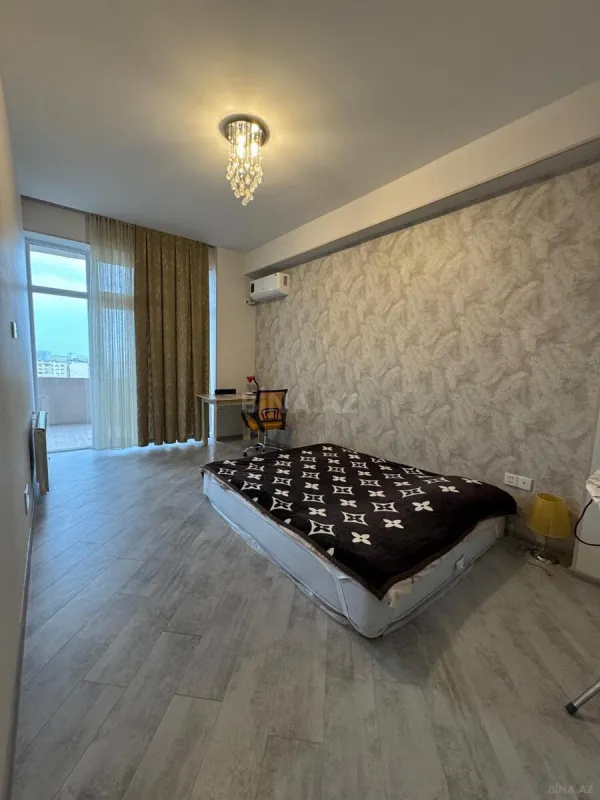 Satılır 1 otaqlı mənzil 50 m²