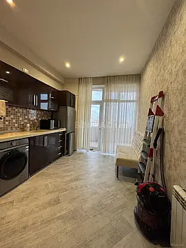 Satılır 1 otaqlı mənzil 50 m²
