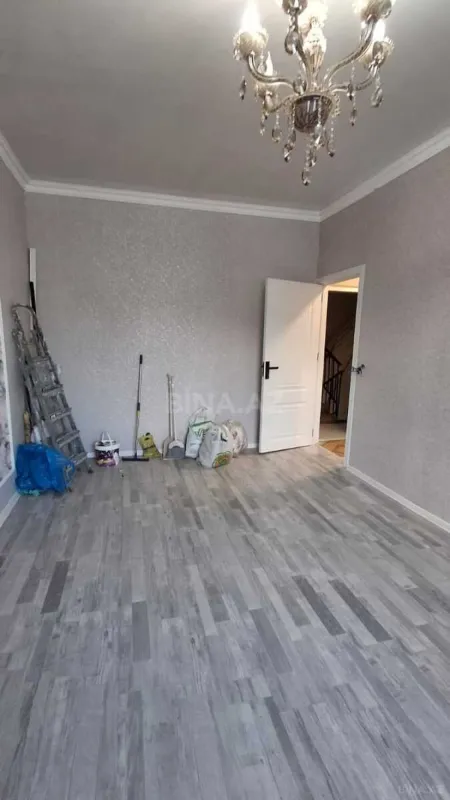 Satılır 2 otaqlı mənzil 45 m²
