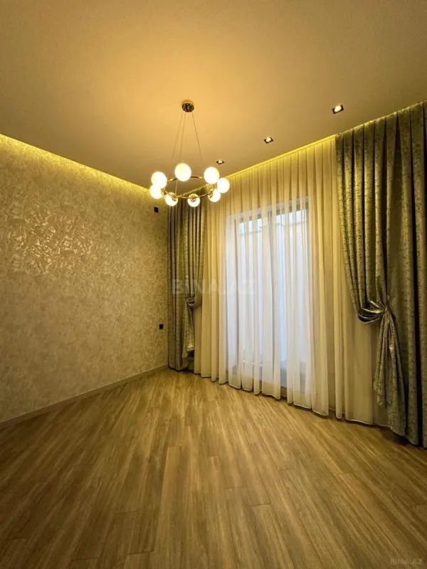 Kirayə verilir 4 otaqlı həyət evi 200 m²