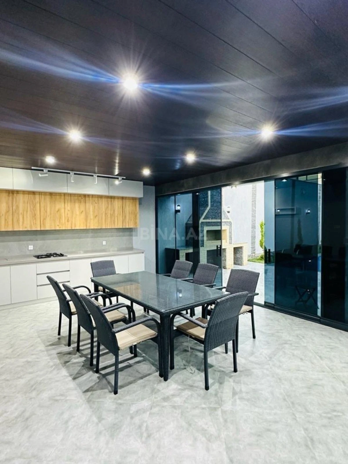 Kirayə verilir 4 otaqlı həyət evi 200 m²