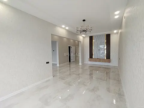 Satılır 4 otaqlı həyət evi 140 m²