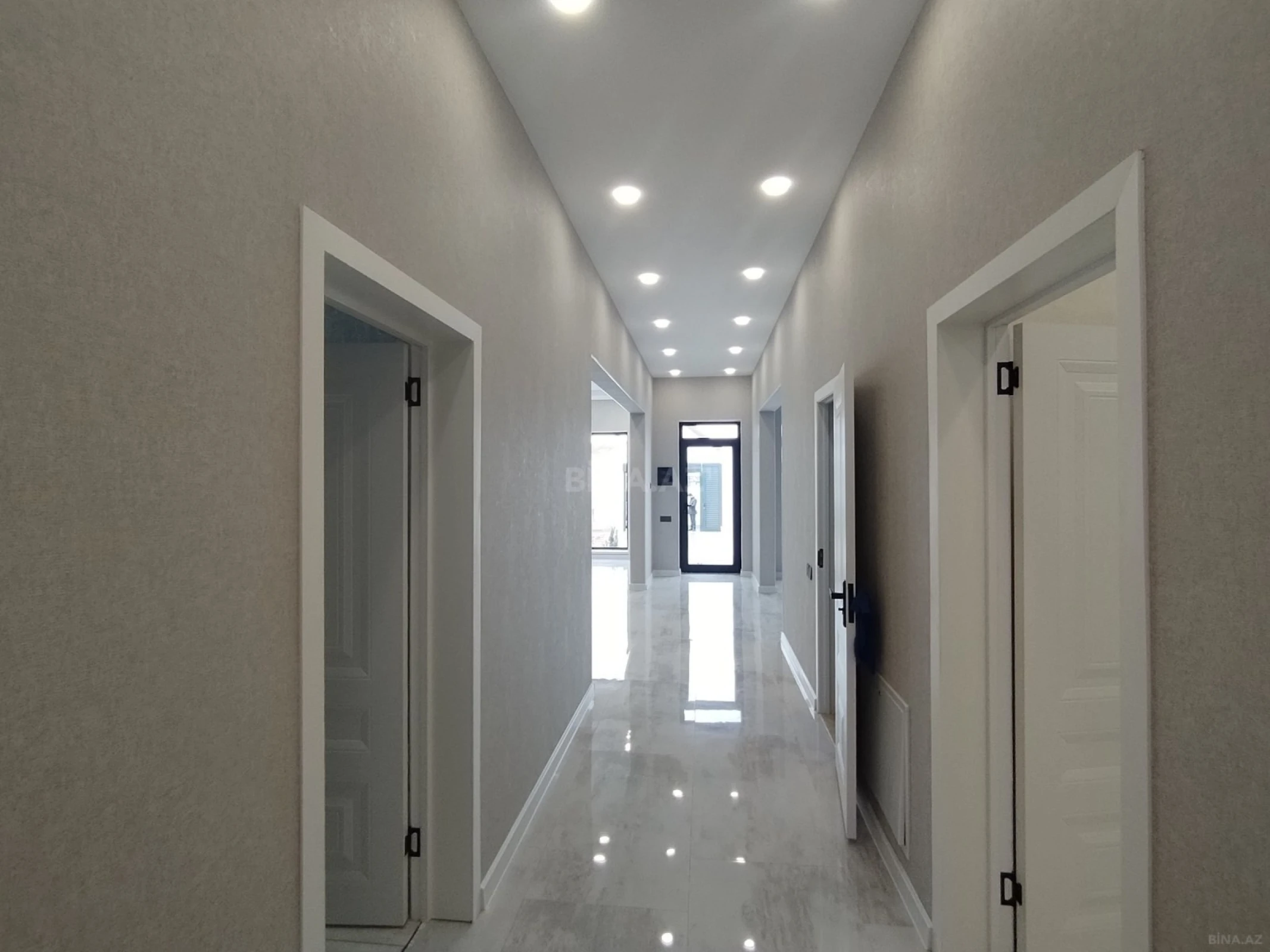 Satılır 4 otaqlı həyət evi 140 m²