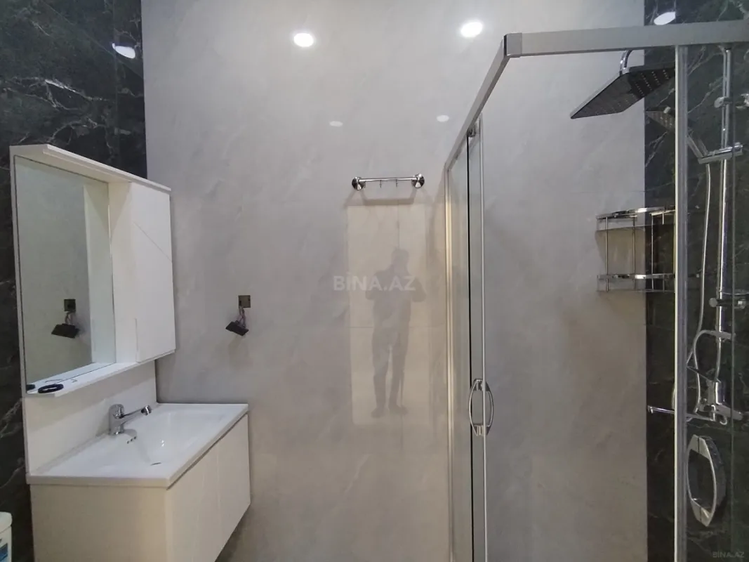 Satılır 4 otaqlı həyət evi 140 m²