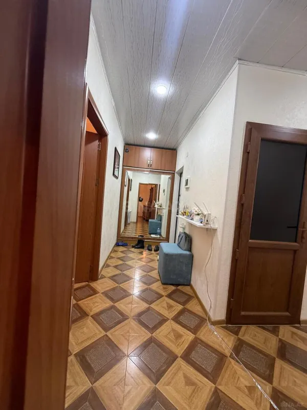 Satılır 4 otaqlı mənzil 80 m²