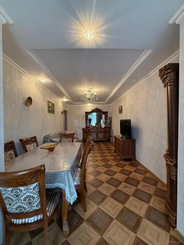 Satılır 4 otaqlı mənzil 80 m²