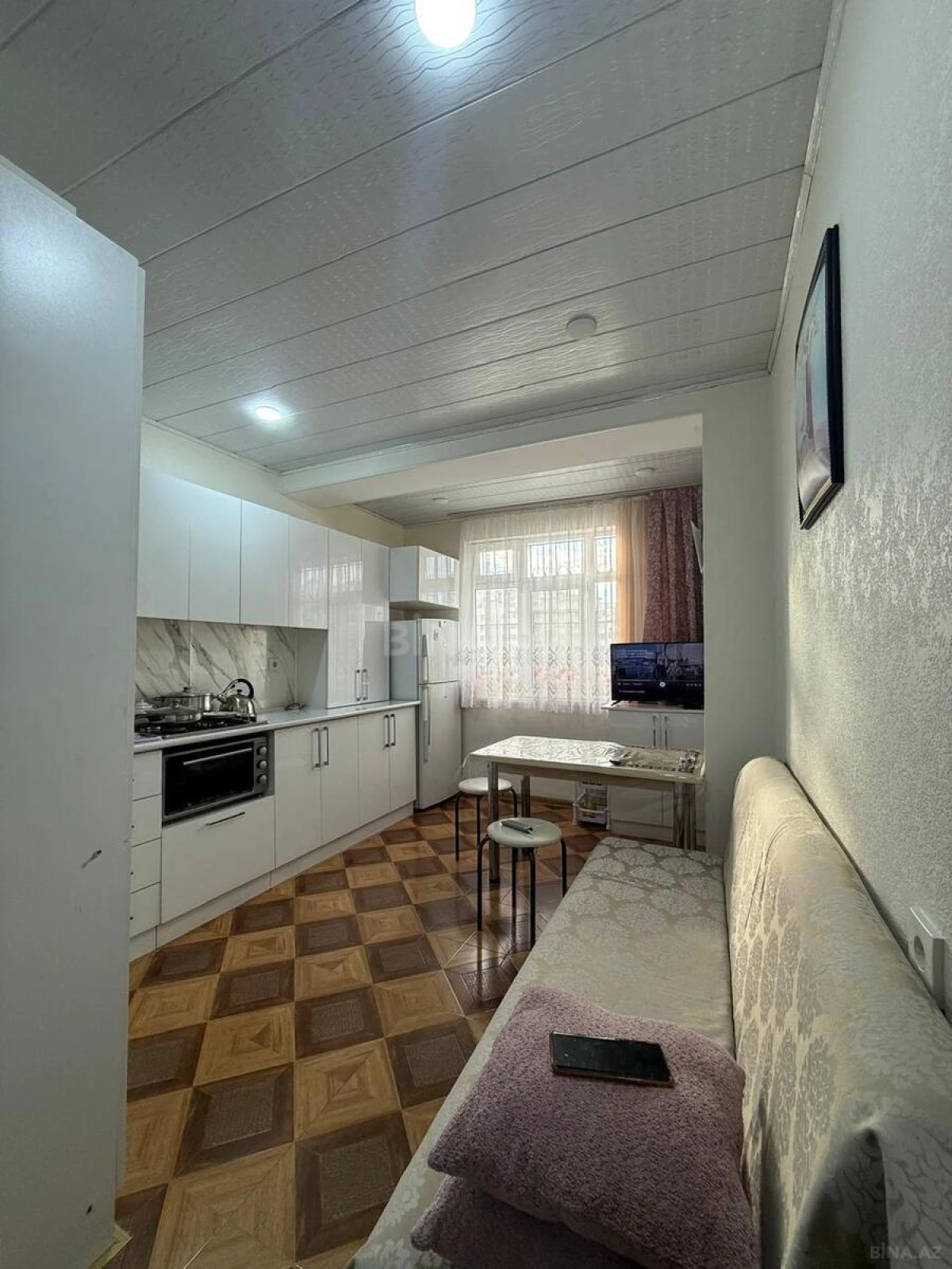 Satılır 4 otaqlı mənzil 80 m²