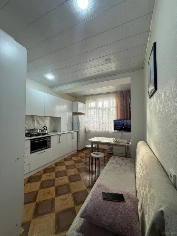 Satılır 4 otaqlı mənzil 80 m²