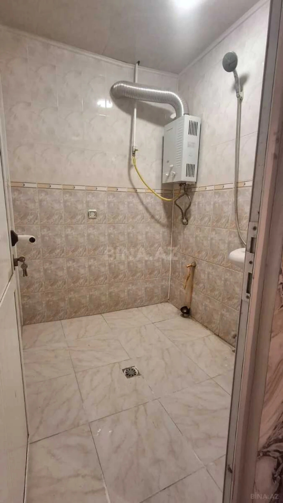 Satılır 2 otaqlı mənzil 45 m²