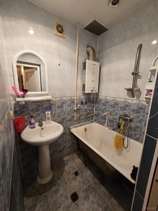 Satılır 4 otaqlı mənzil 85 m²