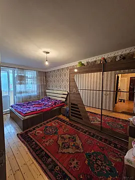 Satılır 4 otaqlı mənzil 85 m²