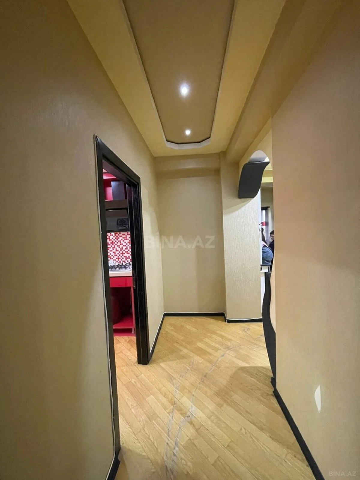 Satılır 3 otaqlı mənzil 96 m²