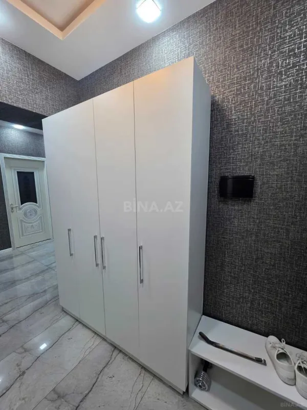 Kirayə verilir 3 otaqlı mənzil 145 m²