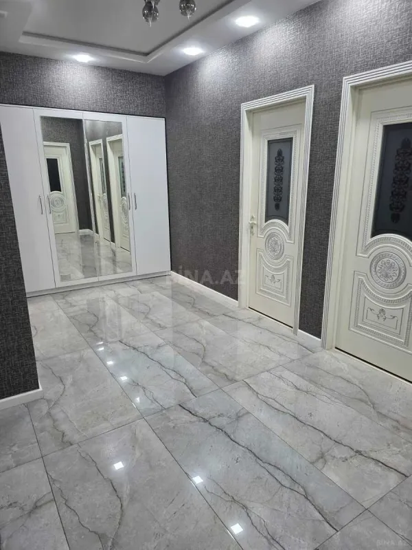 Kirayə verilir 3 otaqlı mənzil 145 m²