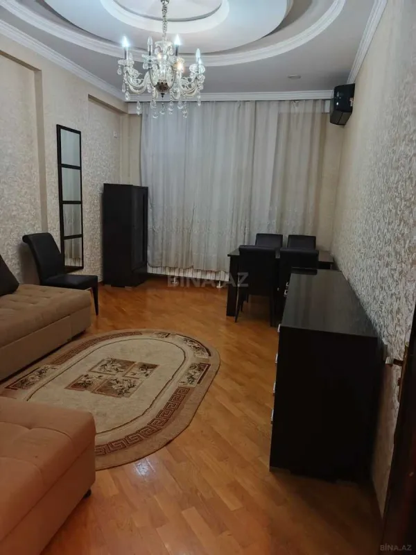 Kirayə verilir 2 otaqlı mənzil 70 m²