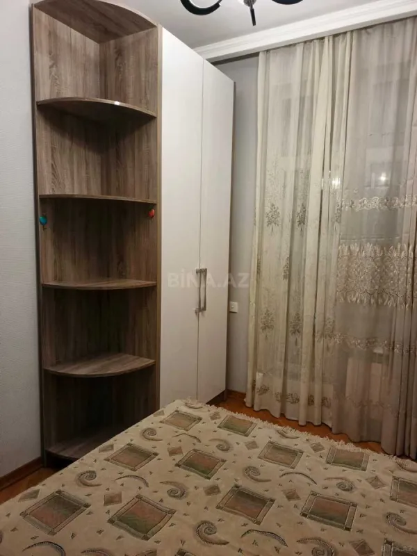 Kirayə verilir 2 otaqlı mənzil 70 m²
