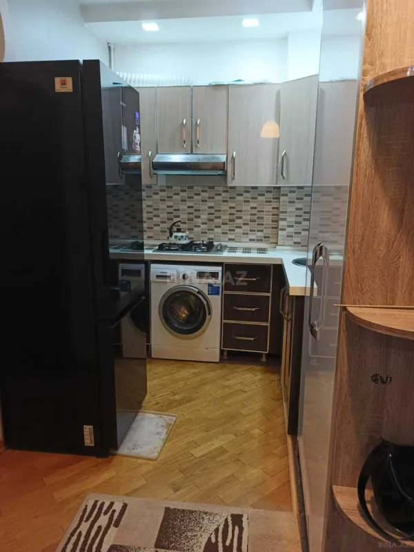 Kirayə verilir 2 otaqlı mənzil 70 m²
