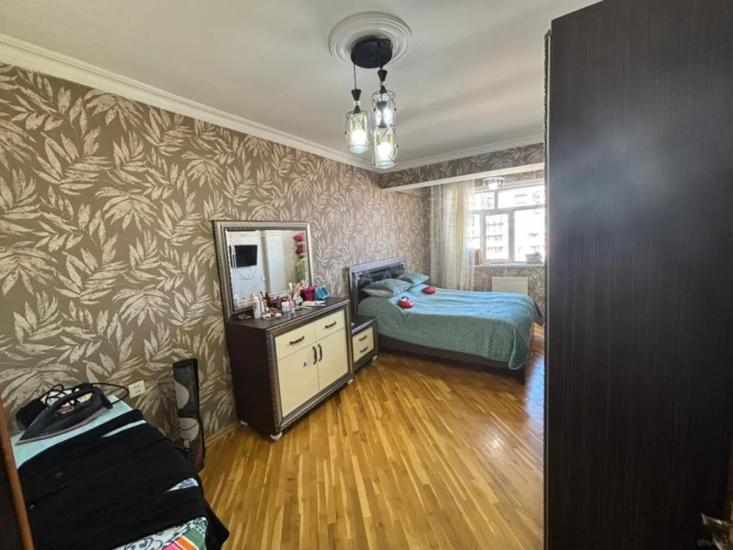 Satılır 3 otaqlı mənzil 81 m²