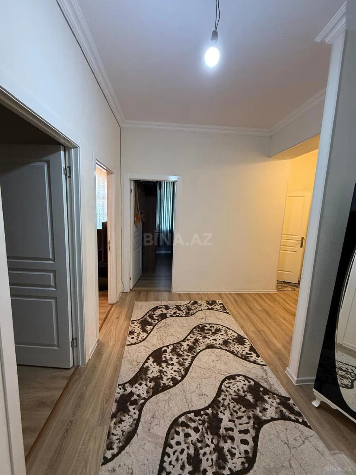 Satılır 3 otaqlı mənzil 73 m²