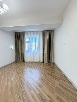 Satılır 3 otaqlı mənzil 128 m²