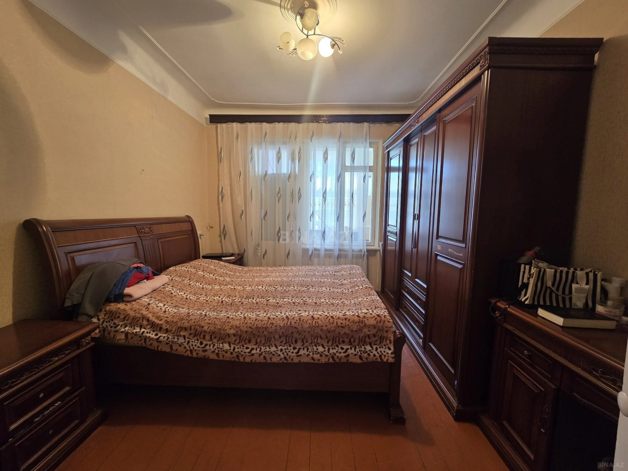 Satılır 2 otaqlı mənzil 60 m²