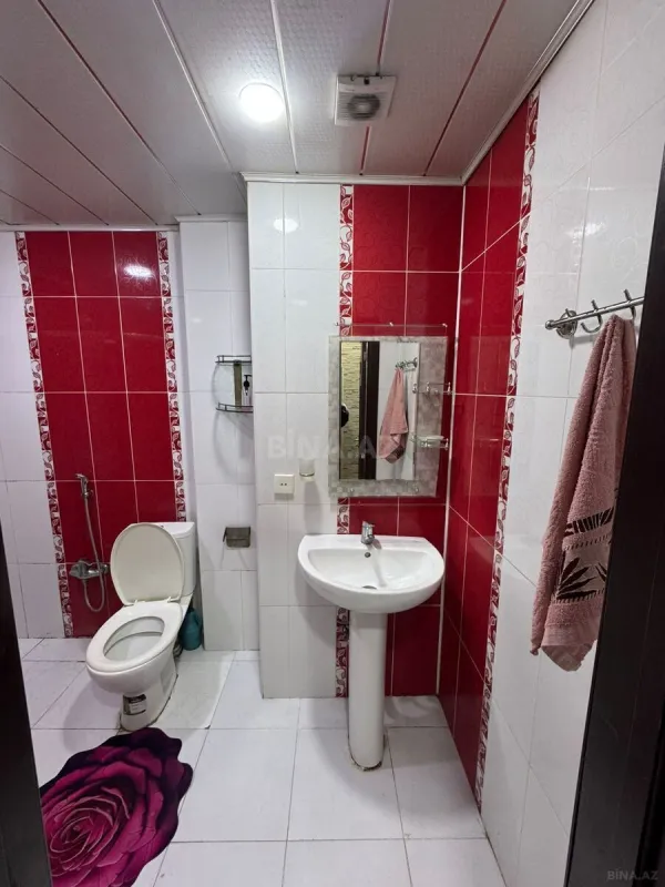 Kirayə verilir 2 otaqlı mənzil 70 m²