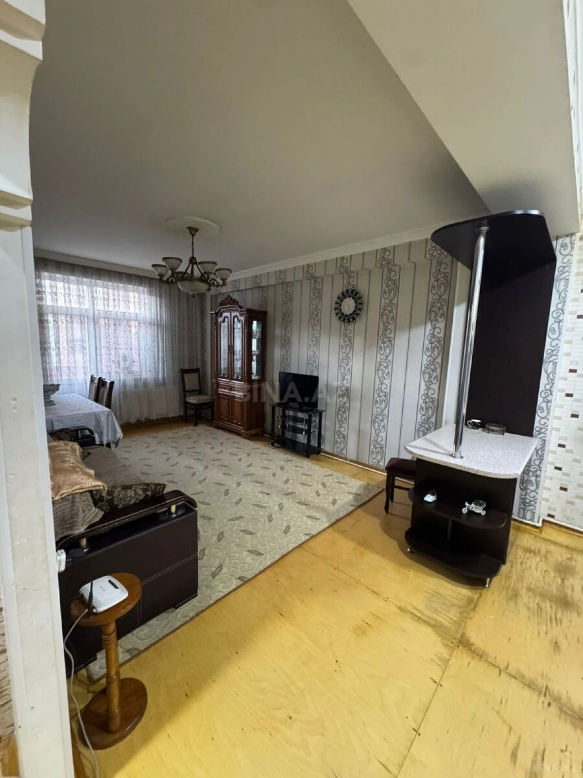 Kirayə verilir 2 otaqlı mənzil 70 m²