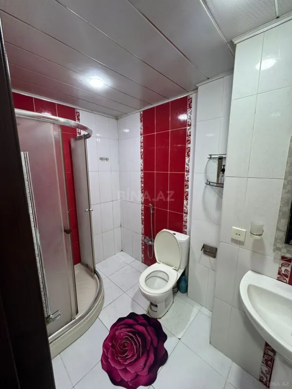 Kirayə verilir 2 otaqlı mənzil 70 m²