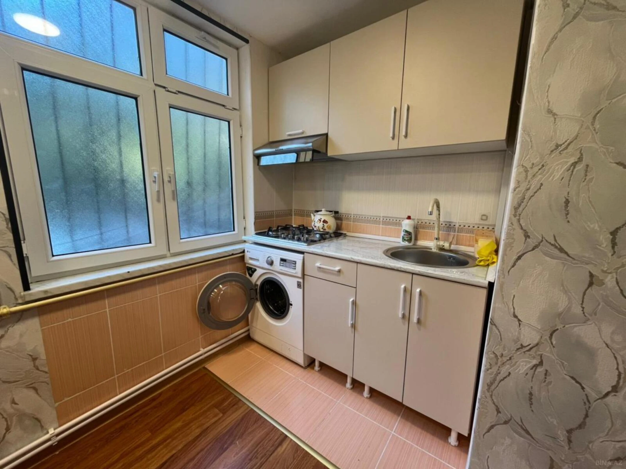 Kirayə verilir 3 otaqlı mənzil 60 m²