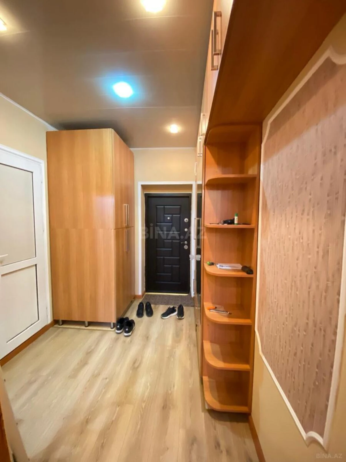 Kirayə verilir 2 otaqlı mənzil 55 m²