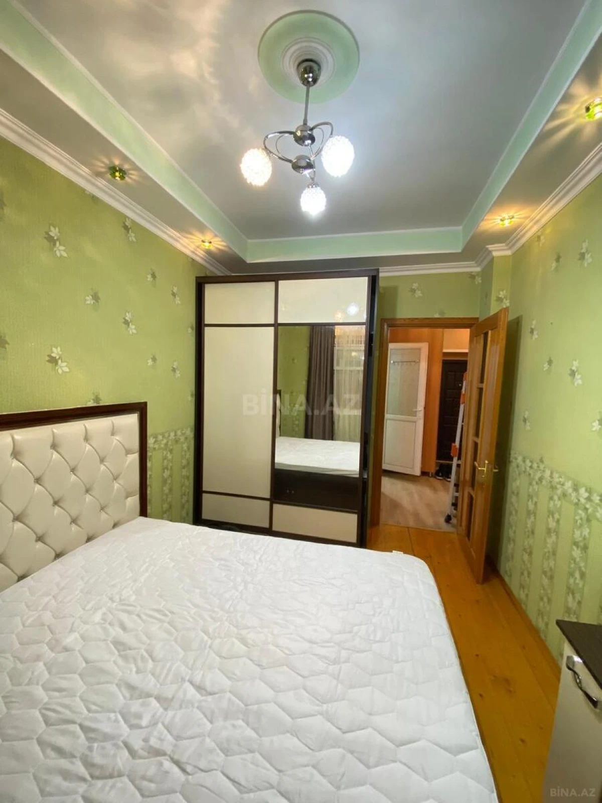 Kirayə verilir 2 otaqlı mənzil 55 m²