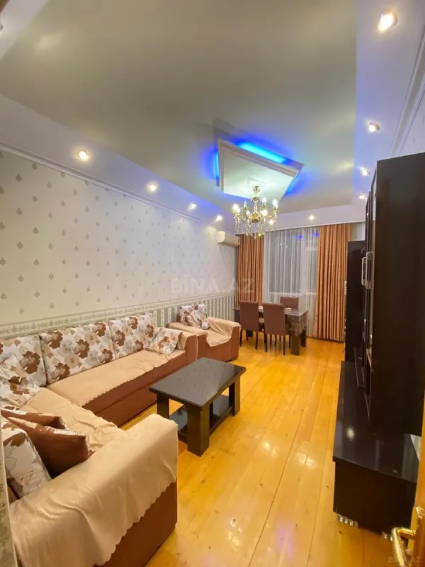 Kirayə verilir 2 otaqlı mənzil 55 m²