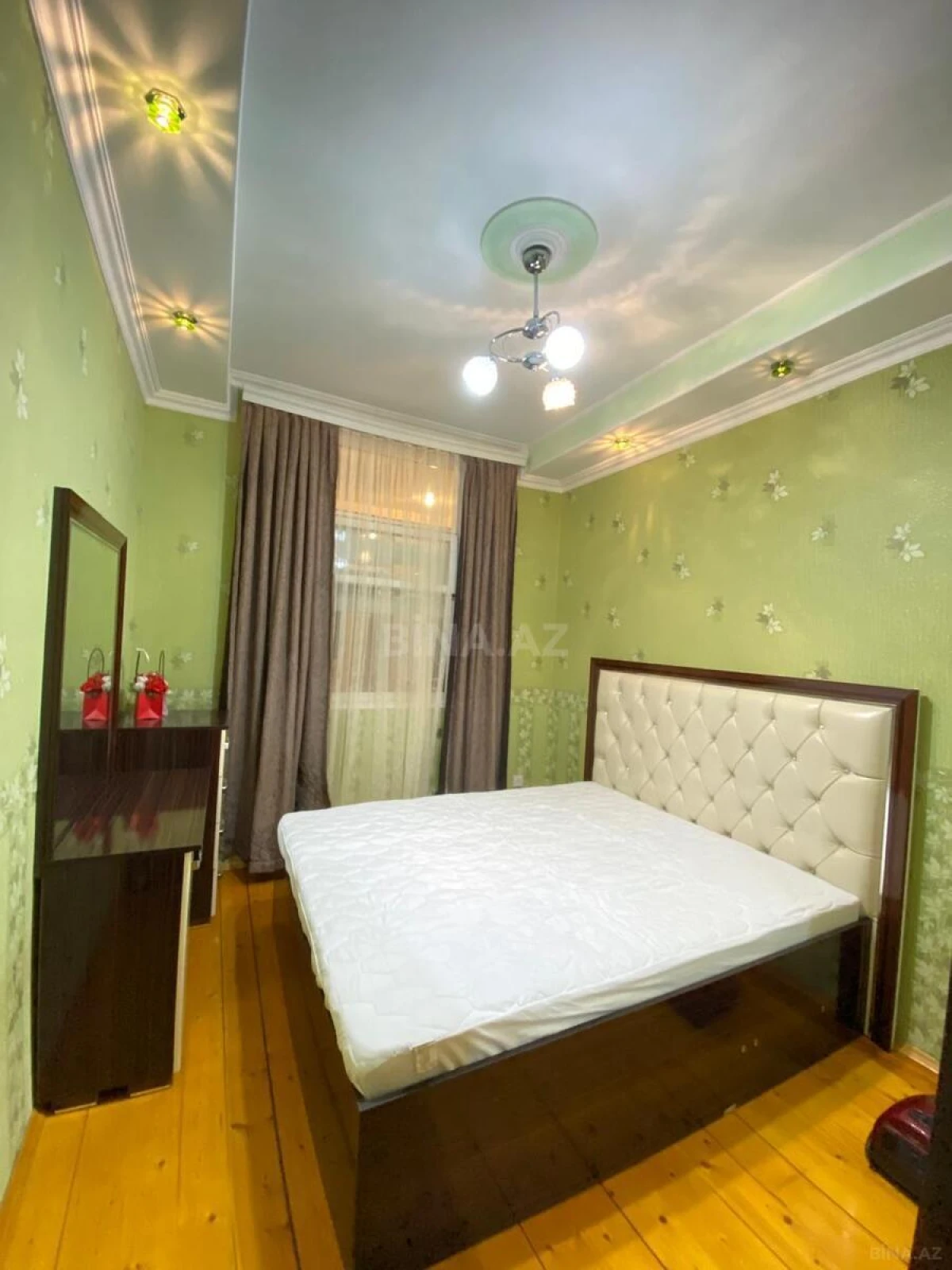 Kirayə verilir 2 otaqlı mənzil 55 m²