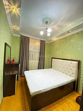 Kirayə verilir 2 otaqlı mənzil 55 m²