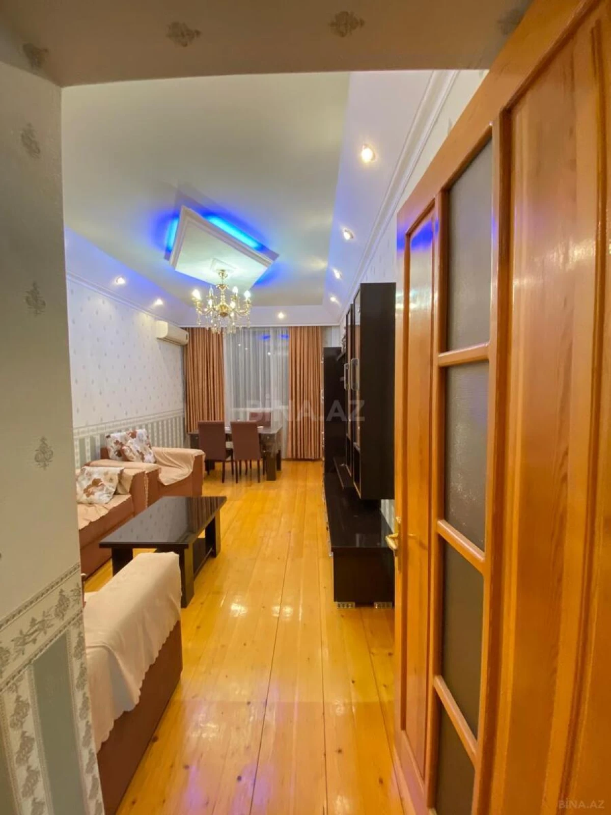 Kirayə verilir 2 otaqlı mənzil 55 m²