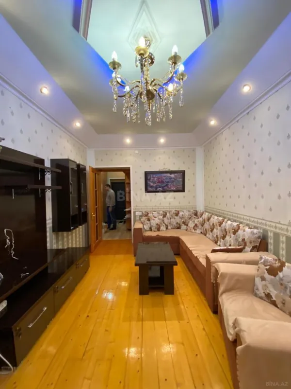 Kirayə verilir 2 otaqlı mənzil 55 m²