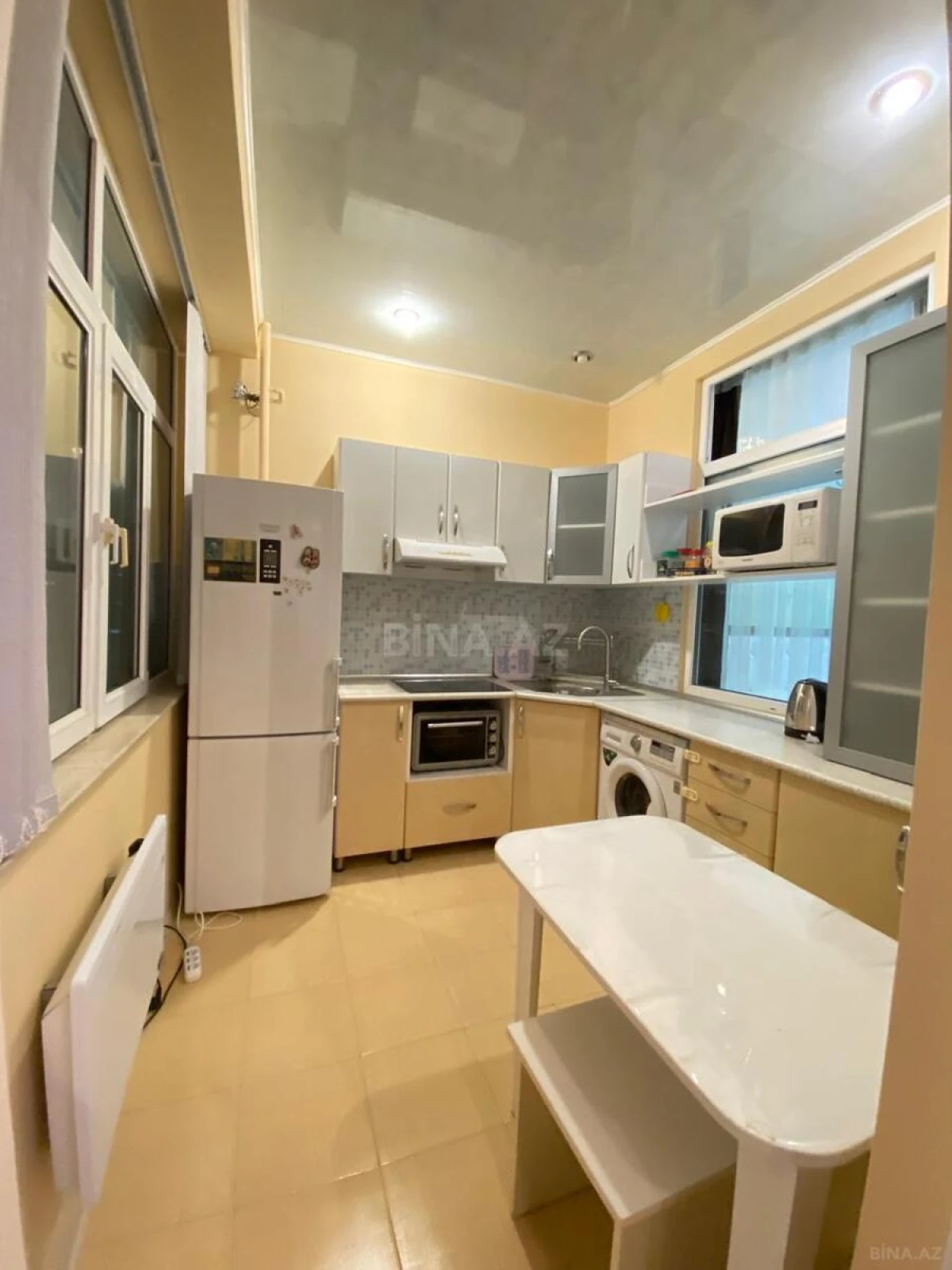 Kirayə verilir 2 otaqlı mənzil 55 m²