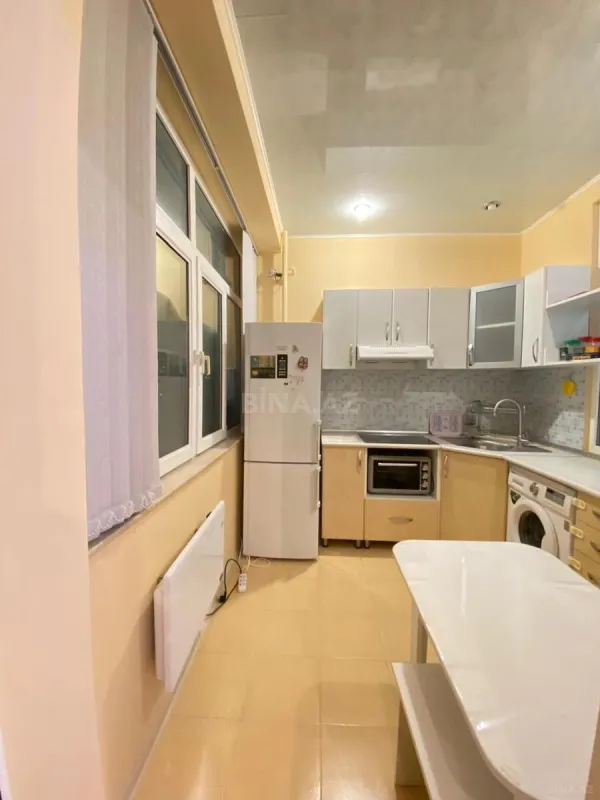 Kirayə verilir 2 otaqlı mənzil 55 m²