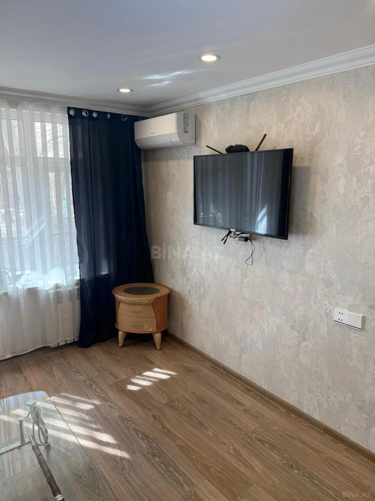 Kirayə verilir 2 otaqlı mənzil 60 m²