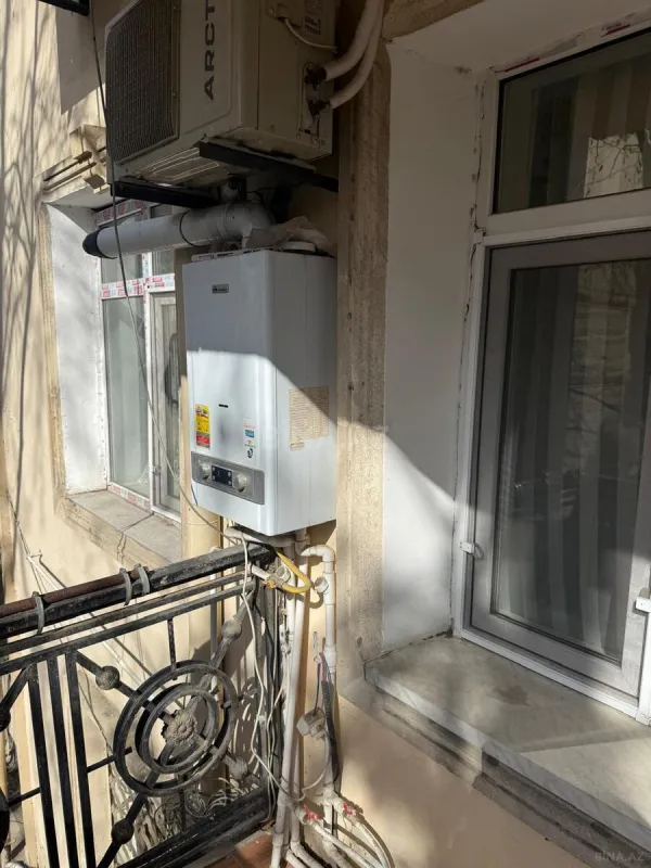 Kirayə verilir 2 otaqlı mənzil 60 m²